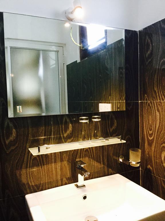 Hikkaduwa Family Inn Екстериор снимка