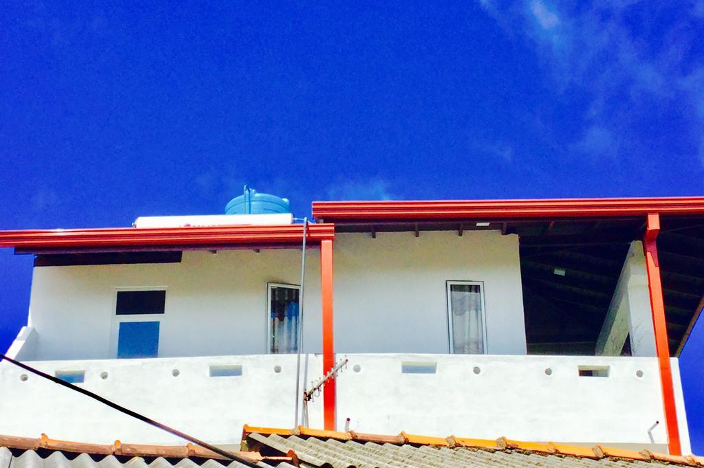 Hikkaduwa Family Inn Екстериор снимка