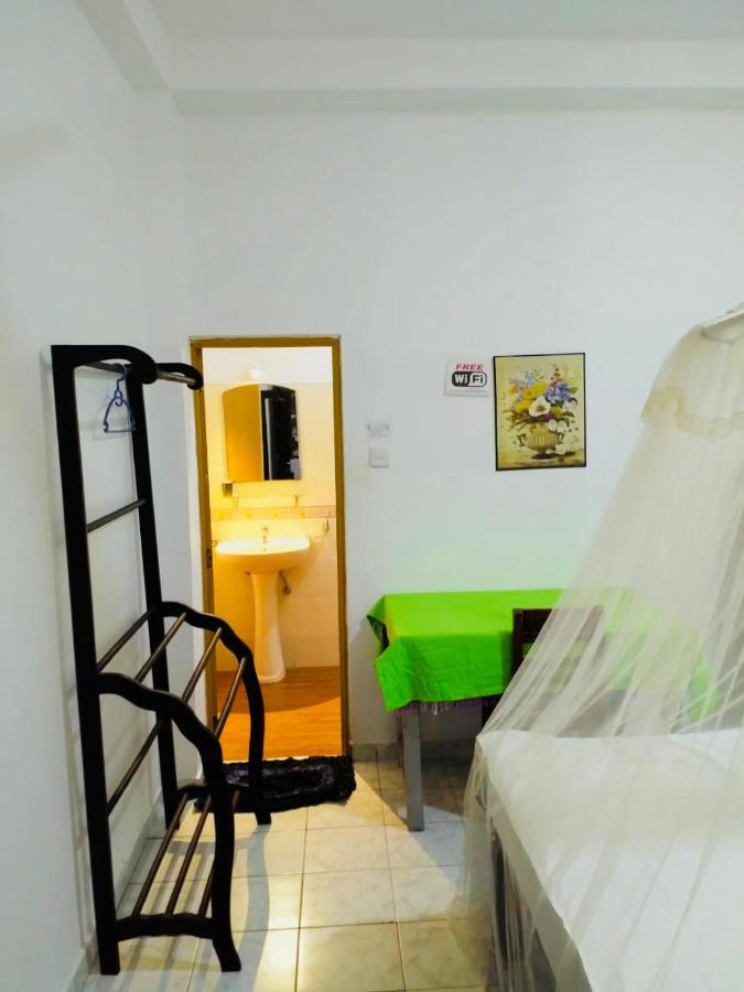 Hikkaduwa Family Inn Екстериор снимка
